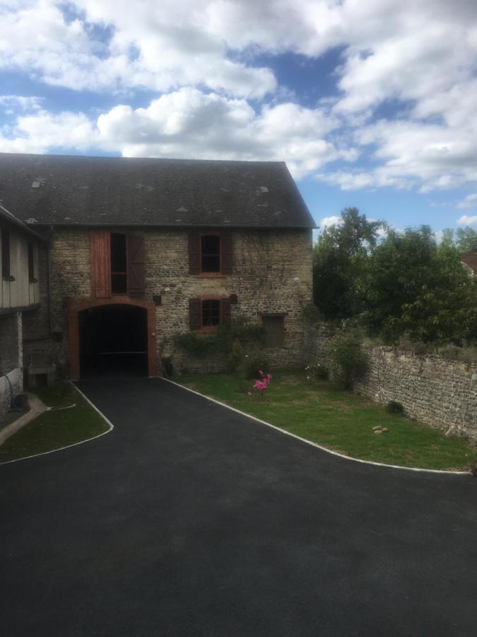 Les 3 Berets Chambres D'Hotes Oloron-Sainte-Marie Exterior foto